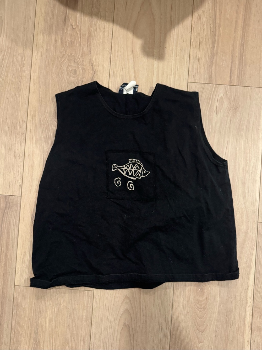 Ocean Drive Black Crop Tank with Cream Fish Pocket Design